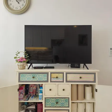 Elizabeth With Balcony Апартаменты *