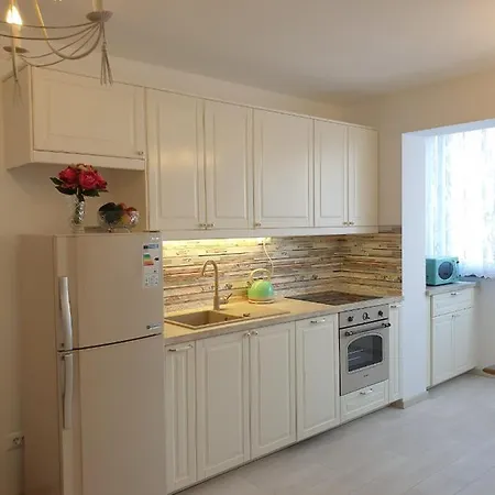 아파트 Elizabeth With Balcony *