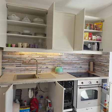 Elizabeth With Balcony * 스플리트